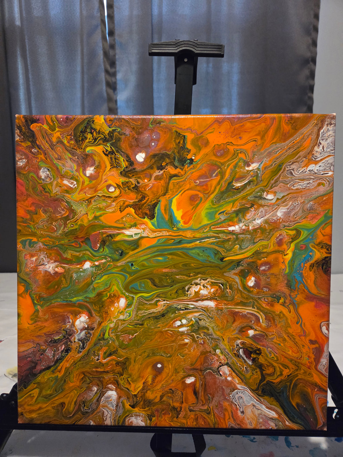 Paint Pour 14x14